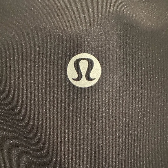 Lululemon🍋 Wunder Under High Rise 28” Black (Sheen) *FullOn Luxtreme   Size 6 - Picture 6 of 8